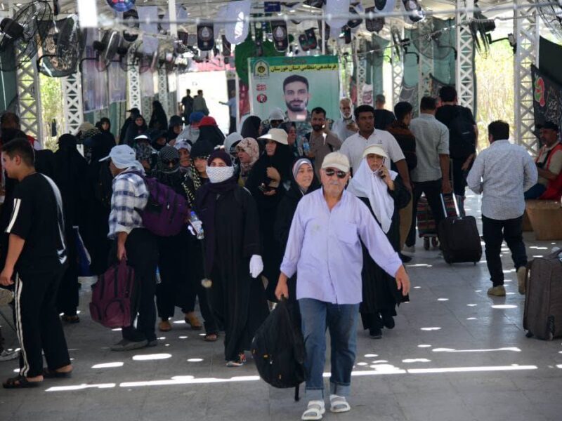 ثبت تردد بیش از ۳۳۴ هزار زائر از مرزهای خوزستان؛ شلمچه در صدر جابه‌جایی زائران اربعین