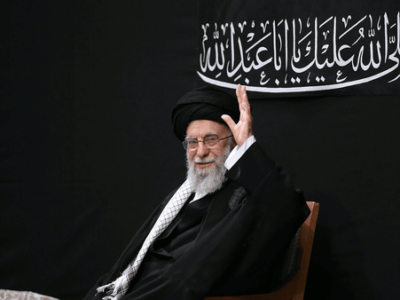 رونمایی از دیوارنگاره «آقای شهید ایران» در خیابان جمهوری