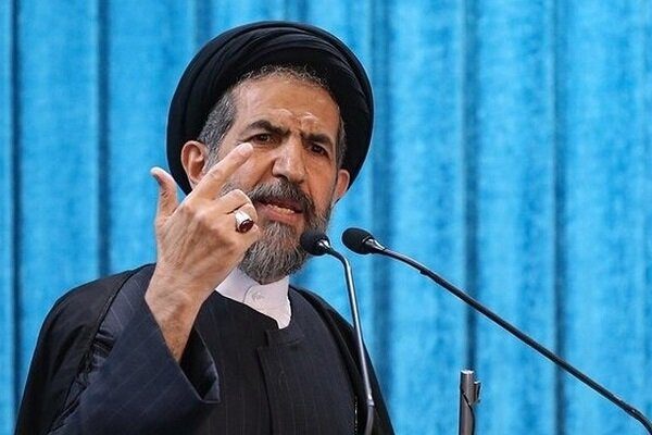 ابوترابی‌فرد: موازنه قدرت با ترکیب اقتدار نظامی و دیپلماسی حفظ می‌شود/ دشمن به دنبال تضعیف سرمایه اجتماعی است