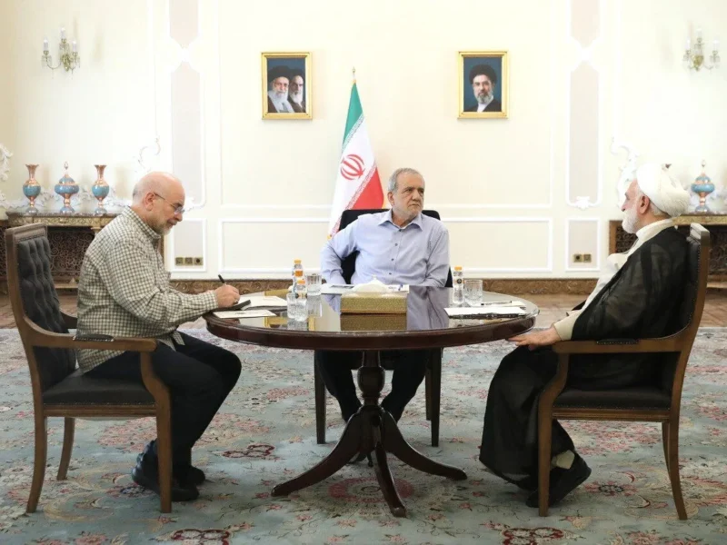 تاکید سران قوا بر هماهنگی و همافزایی در جلسه مشترک به میزبانی پزشکیان