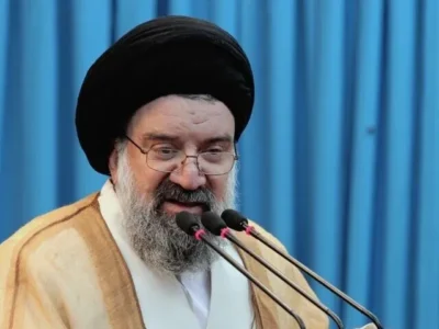 خطیب نماز جمعه تهران: رئیس‌جمهور کشورمان جواب دندان‌شکن به ترامپ داد