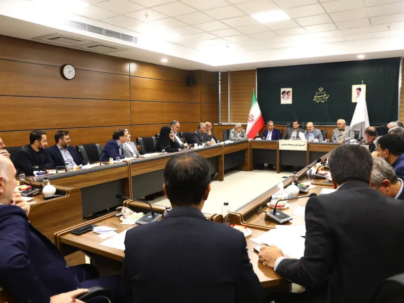 تعهد پزشکان برای خدمت در مناطق کمبرخوردار اصلاح شد