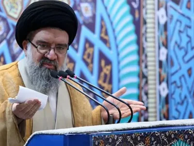 آیت الله خاتمی: ایران خار چشم و استخوان در گلوی آمریکا استز