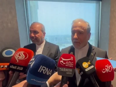 در برابر تهدیدها به‌هیچ‌وجه سر خم نمی‌کنیم