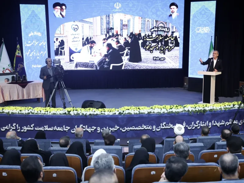 مسئولیت ما در برابر مشکلات مردم، مسئولیتی دینی، اجتماعی و انسانی است